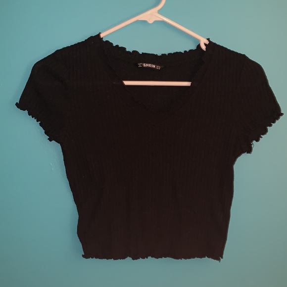 Crop top! - Picture 2 of 2